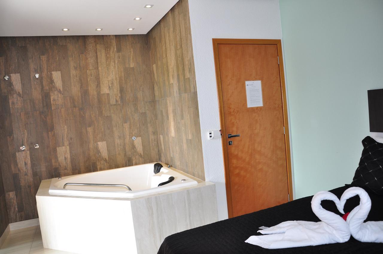 Hotel Sao Miguel Sao Miguel do Araguaia Екстер'єр фото
