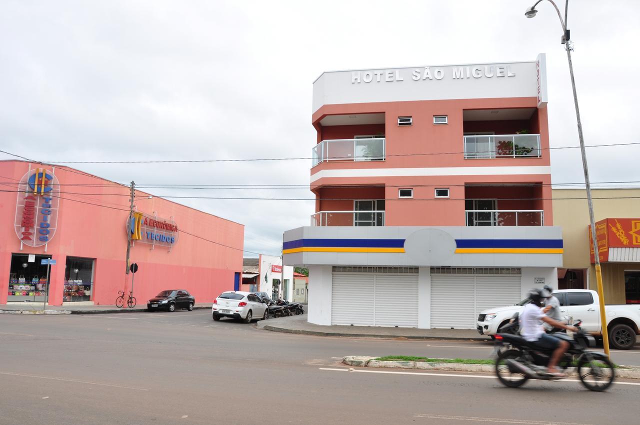 Hotel Sao Miguel Sao Miguel do Araguaia Екстер'єр фото
